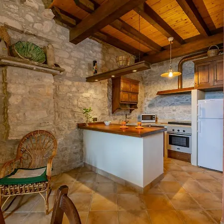 Apartment Santa Teresa *