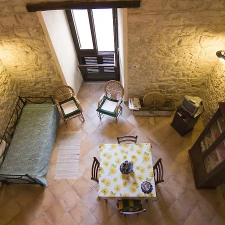Apartment Santa Teresa *